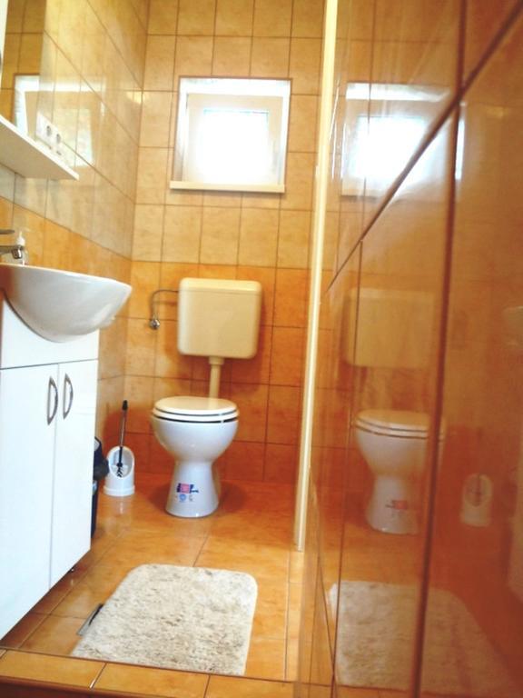 Horváth Apartmanház Orosháza Esterno foto