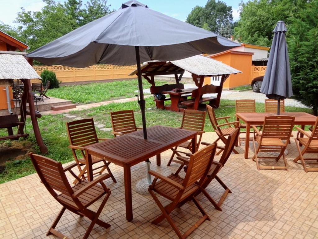 Horváth Apartmanház Orosháza Esterno foto