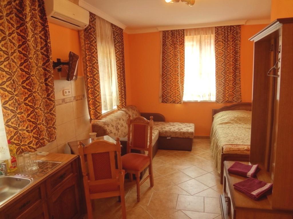Horváth Apartmanház Orosháza Esterno foto