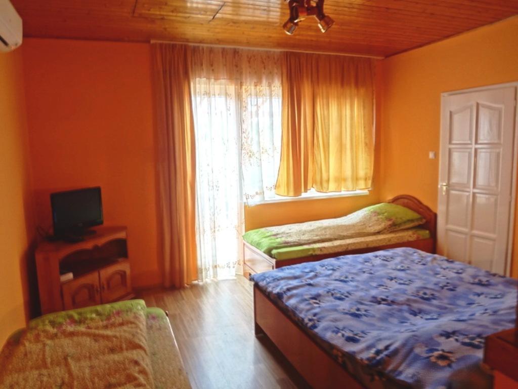 Horváth Apartmanház Orosháza Esterno foto